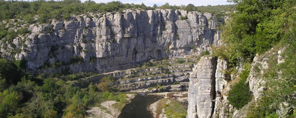 camping vallon pont d'arc